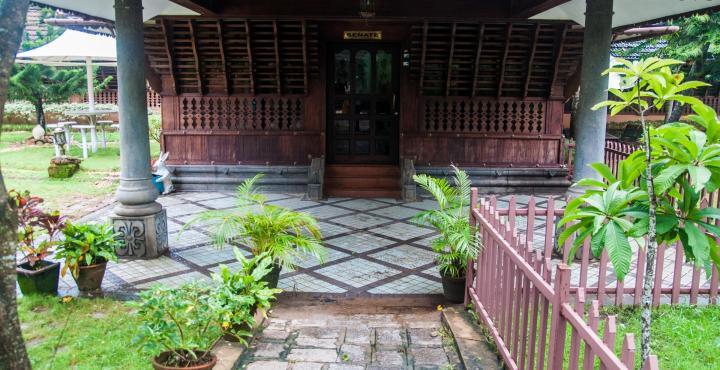 Pagoda Resorts Alappuzha Buitenkant foto