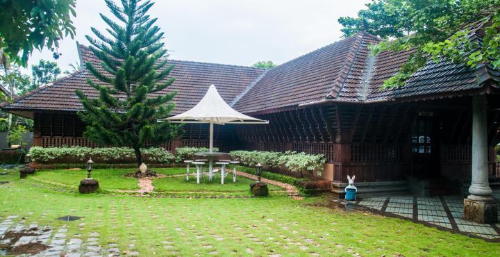 Pagoda Resorts Alappuzha Buitenkant foto